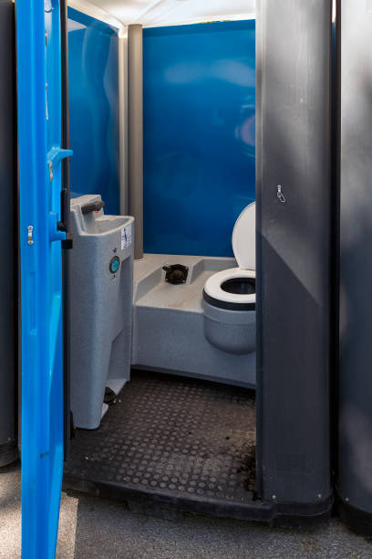 Best Portable restroom trailer rental  in Helena Valley Northeast, MT